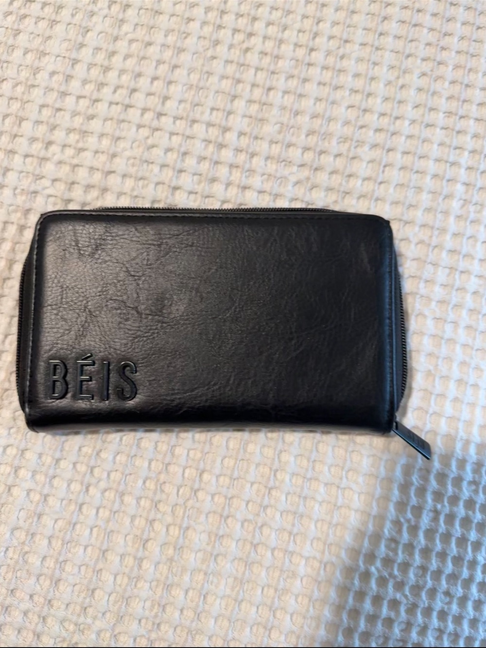 BÉIS Black Leather Travel Zip Wallet